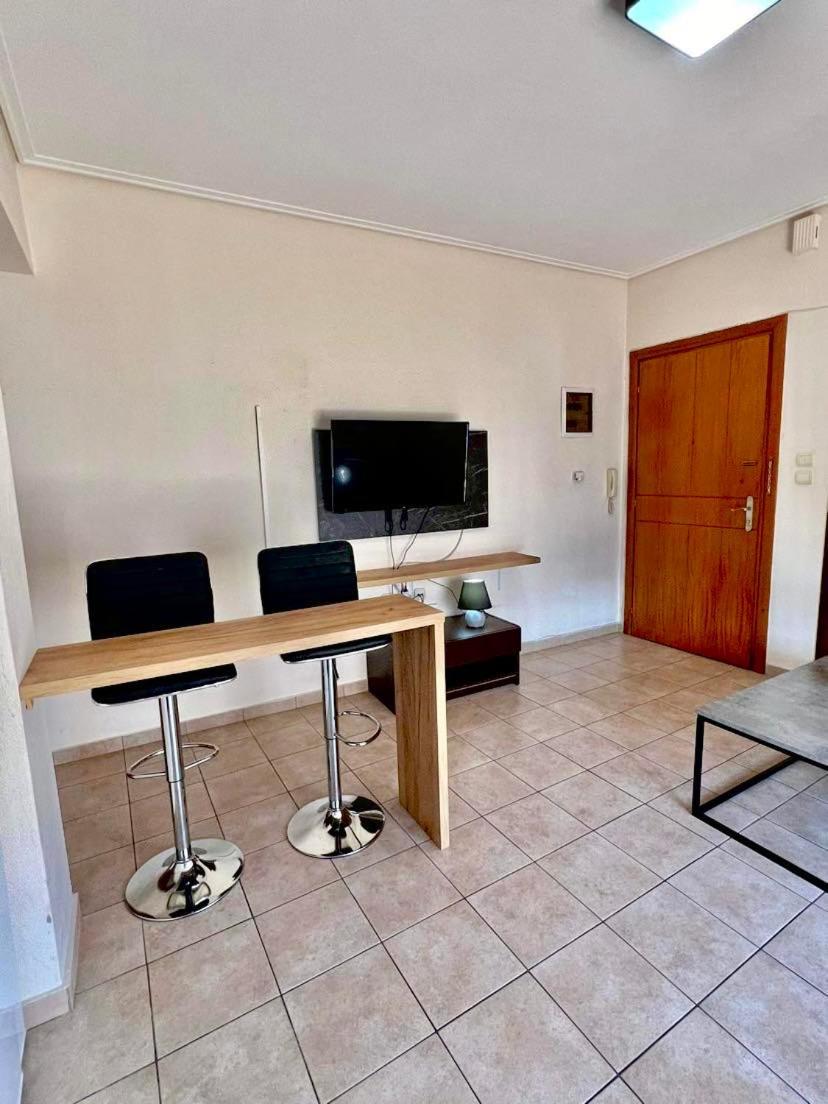 Central Appartment 2 With Parking Larissa Exterior foto